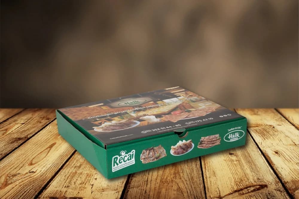 Yeşil baskılı börek kutusu